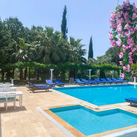 Kaizen Gate Hotell Öludeniz